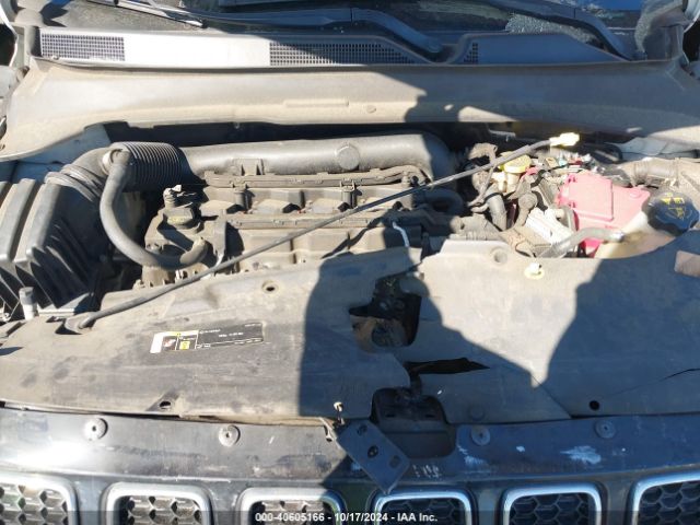 3C4NJCBB8KT655094 Jeep Compass Latitude Fwd