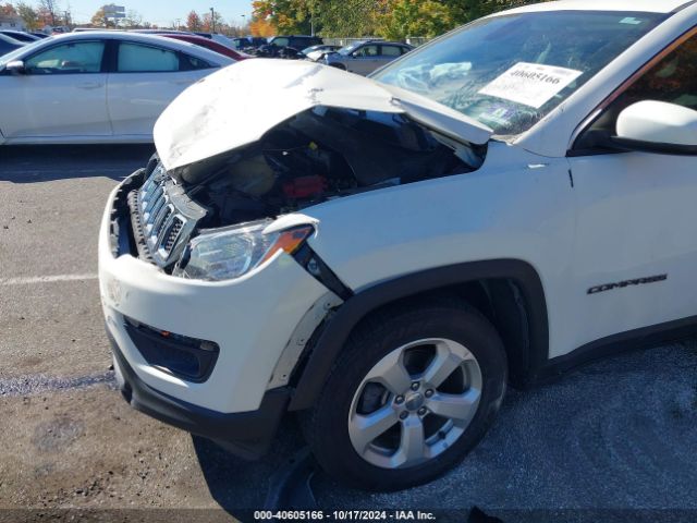 3C4NJCBB8KT655094 Jeep Compass Latitude Fwd