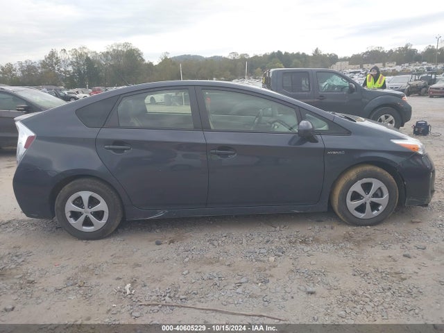Toyota Prius Two 2015 JTDKN3DU6F1950195 Image 13