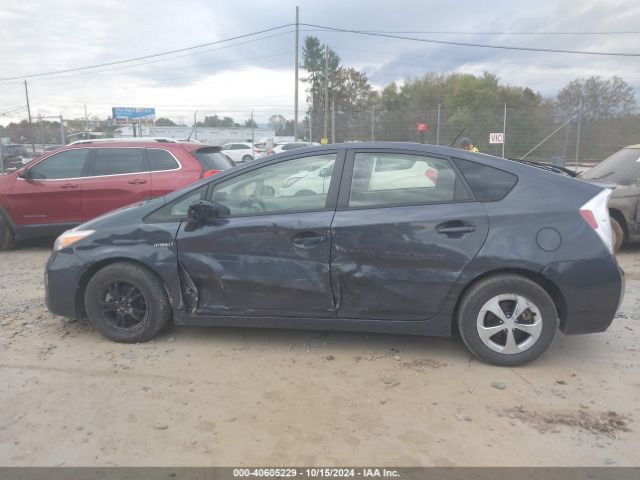 Toyota Prius Two 2015 JTDKN3DU6F1950195 Image 14