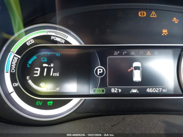 KNDCE3LC1H5075780 KIA Niro Touring