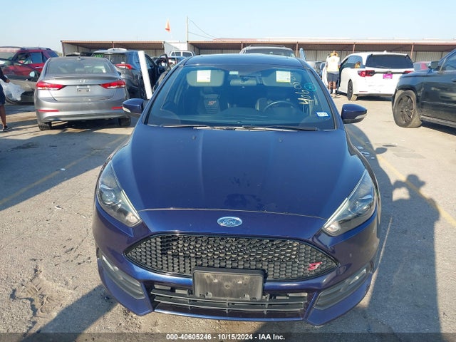 Ford FOCUS ST 2017 1FADP3L91HL254082 Image 12