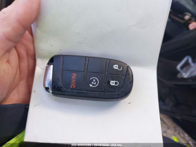 3C4NJCBB5JT407688 Jeep Compass Altitude Fwd