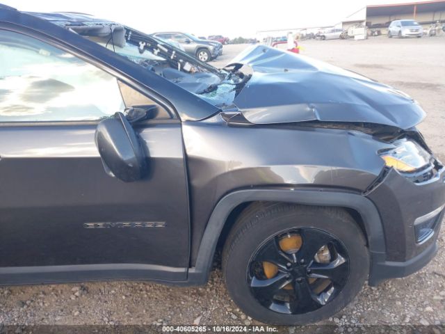 3C4NJCBB5JT407688 Jeep Compass Altitude Fwd