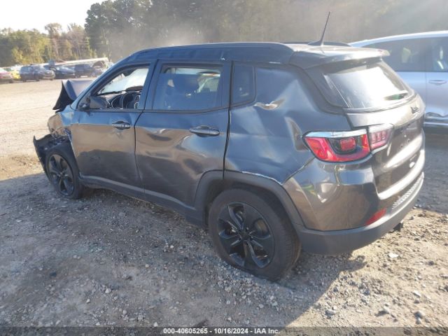 3C4NJCBB5JT407688 Jeep Compass Altitude Fwd