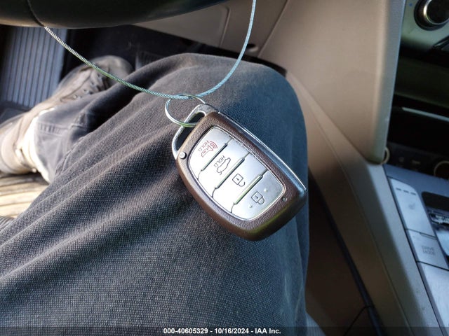 Hyundai Elantra Value Edition 2018 5NPD84LF7JH285088 Image 11