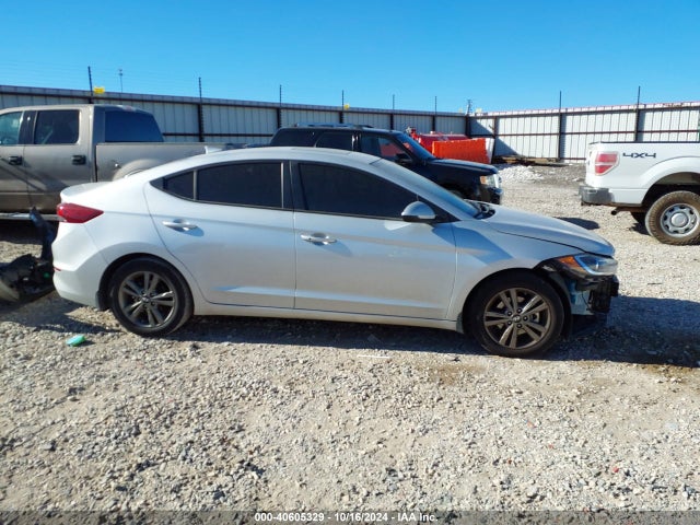 Hyundai Elantra Value Edition 2018 5NPD84LF7JH285088 Image 14