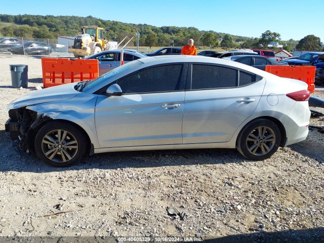 Hyundai Elantra Value Edition 2018 5NPD84LF7JH285088 Image 15