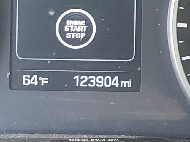 Hyundai Elantra Value Edition 2018 5NPD84LF7JH285088 Image 16