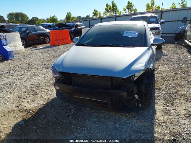 Hyundai Elantra Value Edition 2018 5NPD84LF7JH285088 Image 6