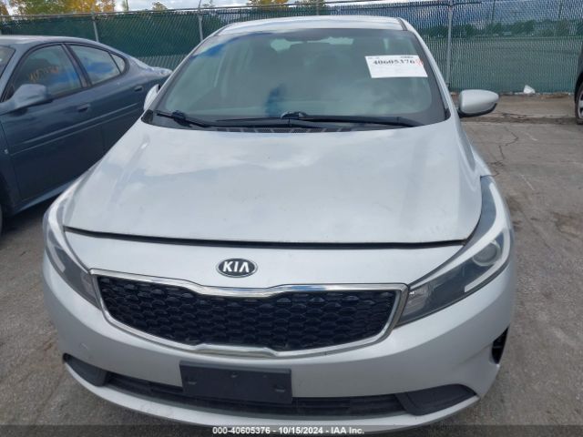 3KPFL4A72JE230295 KIA FORTE LX