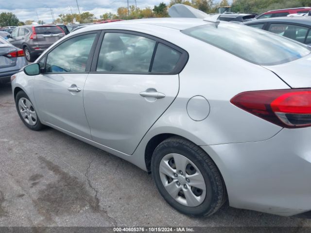3KPFL4A72JE230295 KIA FORTE LX