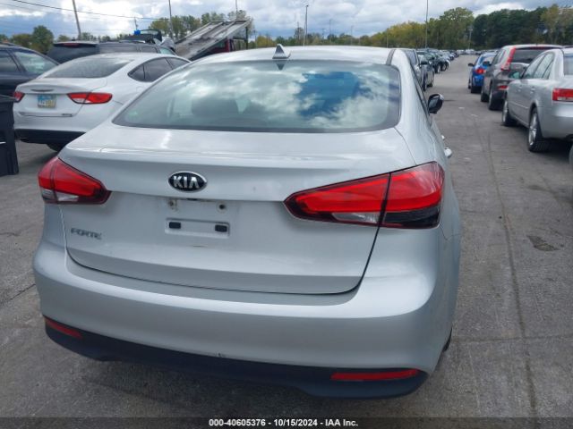 3KPFL4A72JE230295 KIA FORTE LX
