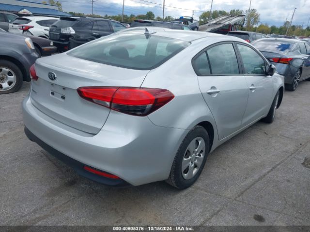 3KPFL4A72JE230295 KIA FORTE LX