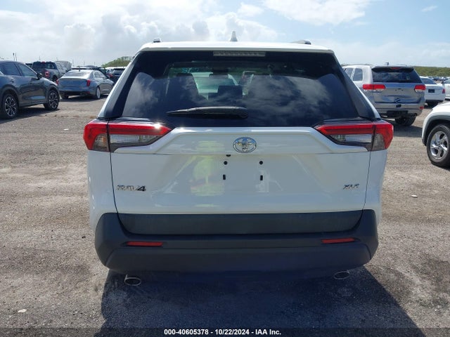 Toyota Rav4 Xle 2020 2T3W1RFV3LW065651 Image 16
