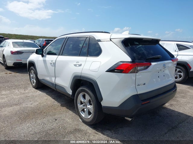 Toyota Rav4 Xle 2020 2T3W1RFV3LW065651 Image 3