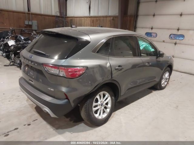 1FMCU9G63NUA17516 Ford ESCAPE SE