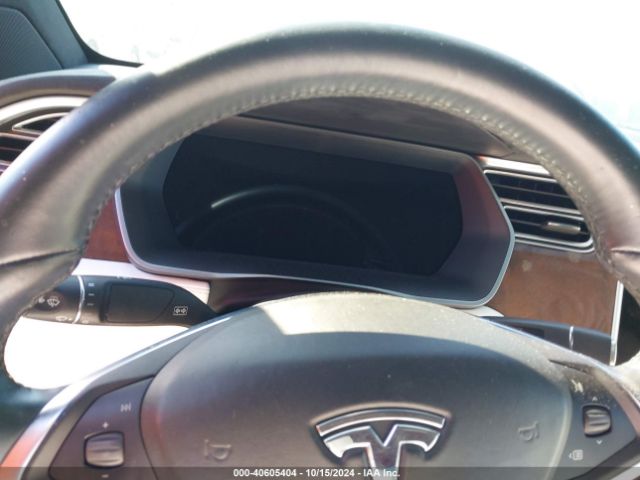 5YJXCAE23GF008112 Tesla MODEL X