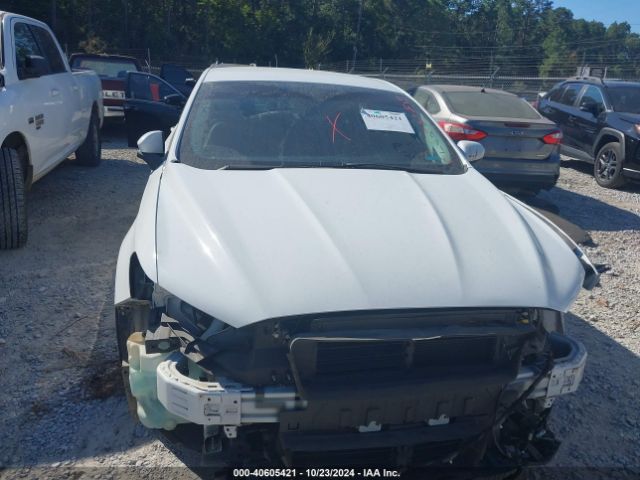 3FA6P0LU1JR138741 Ford Fusion Hybrid Se