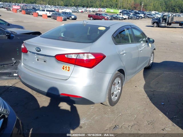 KIA FORTE LX 2016 KNAFK4A65G5563117 Image 4