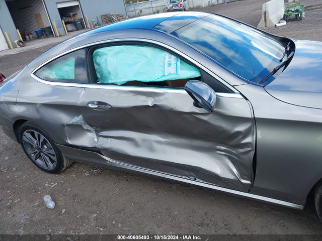 WDDWJ8EB5KF774699 Mercedes-Benz C 300 4matic
