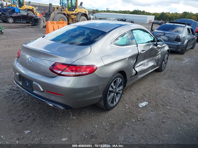 WDDWJ8EB5KF774699 Mercedes-Benz C 300 4matic