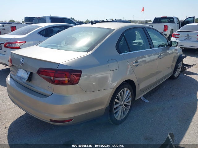 3VWL07AJ7GM318005 Volkswagen Jetta 1.8t Sel