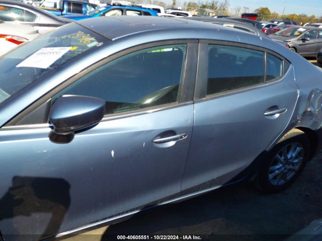 3MZBM1W75GM281966 Mazda Mazda3 I Touring