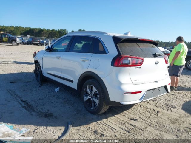 KNDCB3LC0H5055156 KIA NIRO LX
