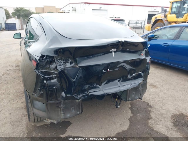 2022 TESLA MODEL Y 7SAYGDEE8NF513339 Photo 5