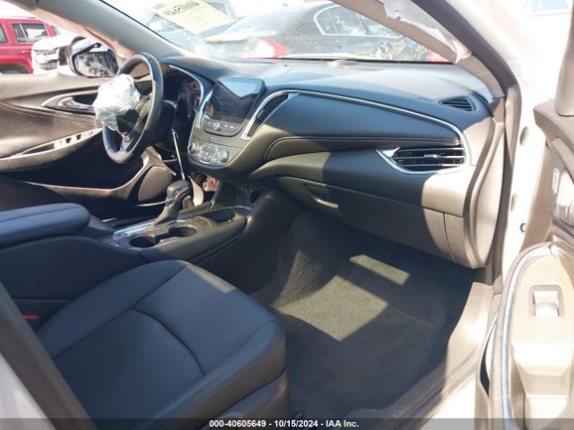1G1ZD5ST0MF085126 Chevrolet Malibu Fwd Lt