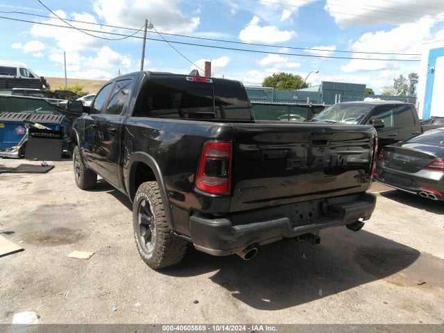 1C6SRFLTXMN803521 RAM 1500 Rebel  4x4 5'7 Box