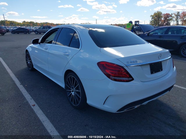 55SWF6GB0FU026402 Mercedes-Benz C 400 4matic
