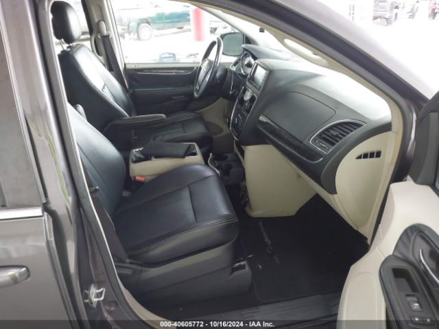 2C4RC1BG8FR637523 Chrysler Town & Country Touring