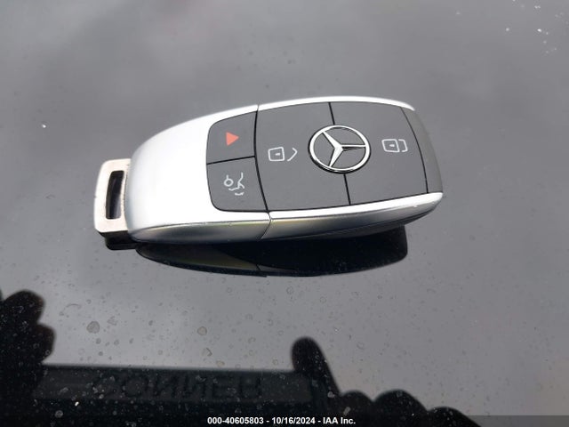 W1KWJ8DB7NG110131 Mercedes-Benz C 300 Coupe
