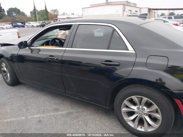 Chrysler 300 Limited 2016 2C3CCAAG4GH167784 Image 14