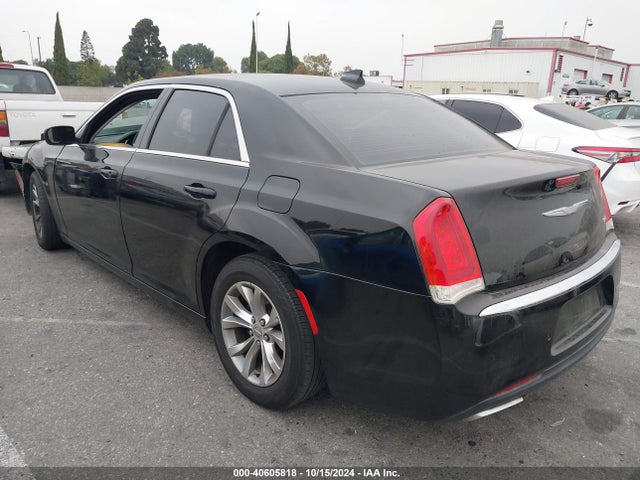 2C3CCAAG4GH167784 Chrysler 300 Limited