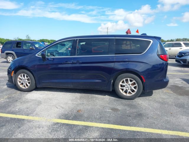 2C4RC1DG4HR514754 Chrysler Pacifica Touring
