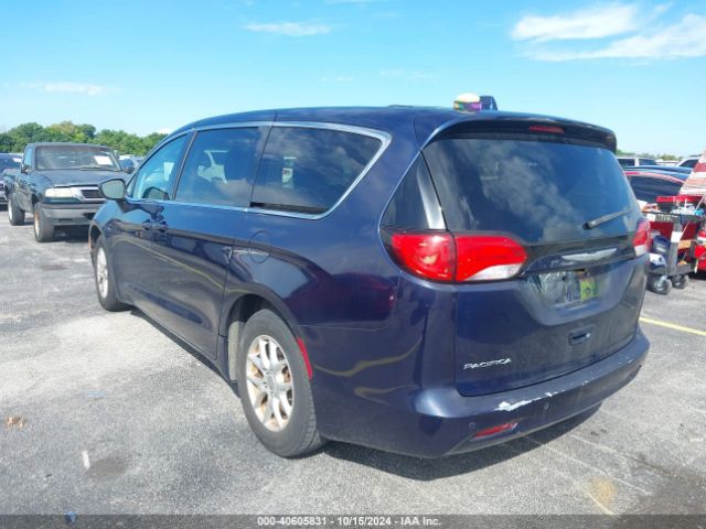 2C4RC1DG4HR514754 Chrysler Pacifica Touring