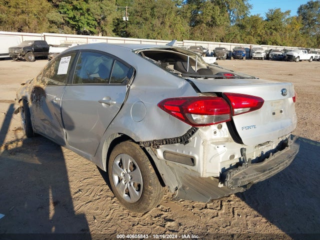 3KPFK4A71HE091189 KIA FORTE LX