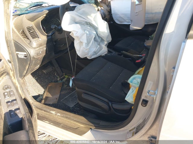 3KPFK4A71HE091189 KIA FORTE LX
