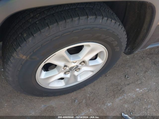1C4RJFAG6HC746241 Jeep Grand Cherokee Laredo 4x4