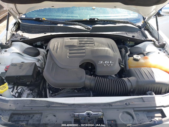 Chrysler 300c Platinum 2017 2C3CCAPG5HH506576 Image 10