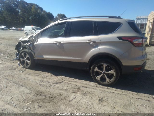 1FMCU0HD0JUD00653 Ford ESCAPE SEL
