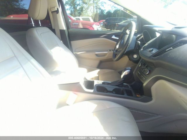 1FMCU0HD0JUD00653 Ford ESCAPE SEL