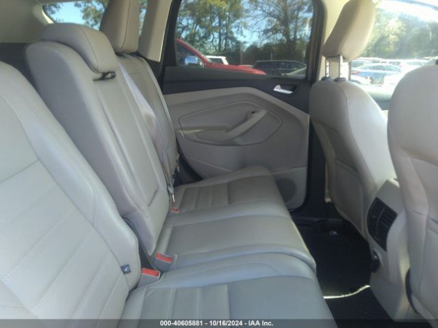 1FMCU0HD0JUD00653 Ford ESCAPE SEL