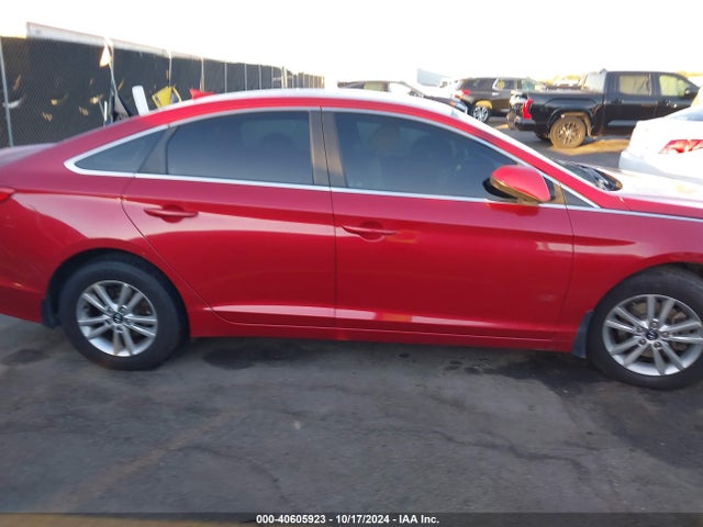 Hyundai SONATA SE 2017 5NPE24AF8HH524280 Image 13