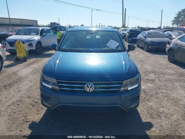 3VV3B7AX7JM005885 Volkswagen Tiguan 2.0t Se/2.0t Sel