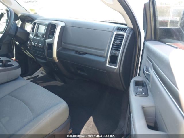1C6RR7GG6HS807221 RAM 1500 Slt  4x4 6'4 Box