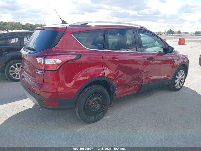 Ford Escape Titanium 2018 1FMCU0J98JUD00325 Image 4